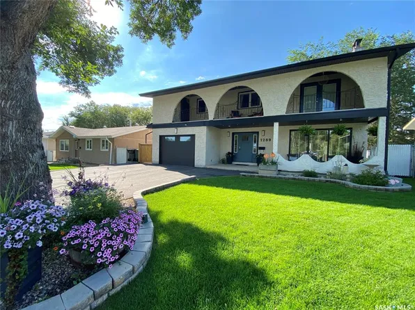 1289 Gillmor CRESCENT, Prince Albert, SK S6V 6A8