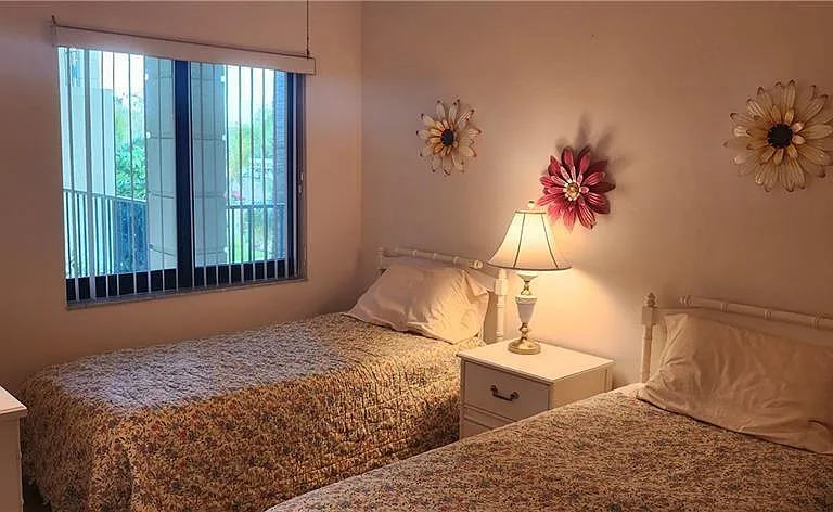 221 Fox Glen Dr #2207 — Photo 12