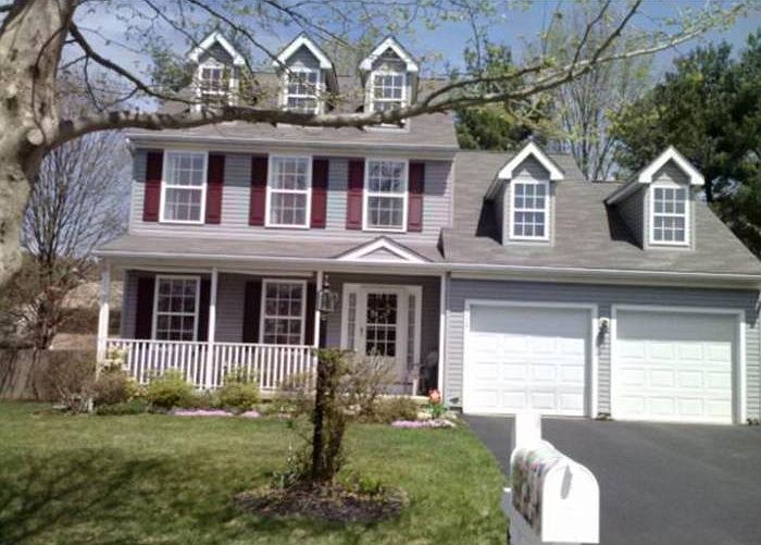 114 Oakmont Drive, Thornd