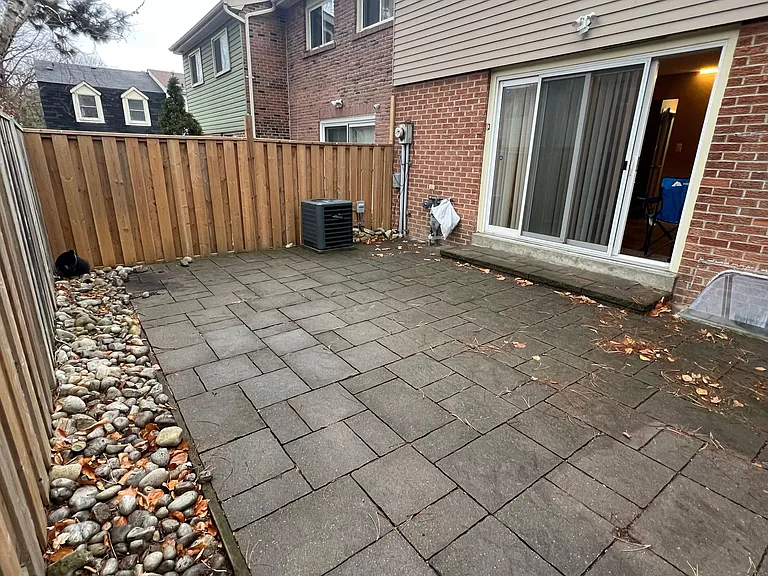 2051 Bridletowne Cir #12 — Photo 7