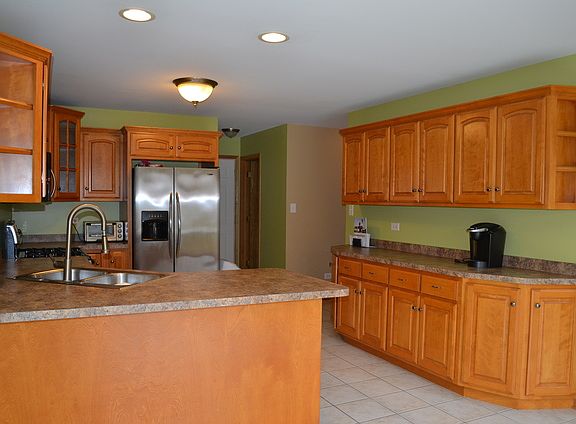 5th image of 17940 Upland Dr