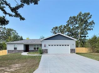 13272 Half Dr, Dixon, MO 65459