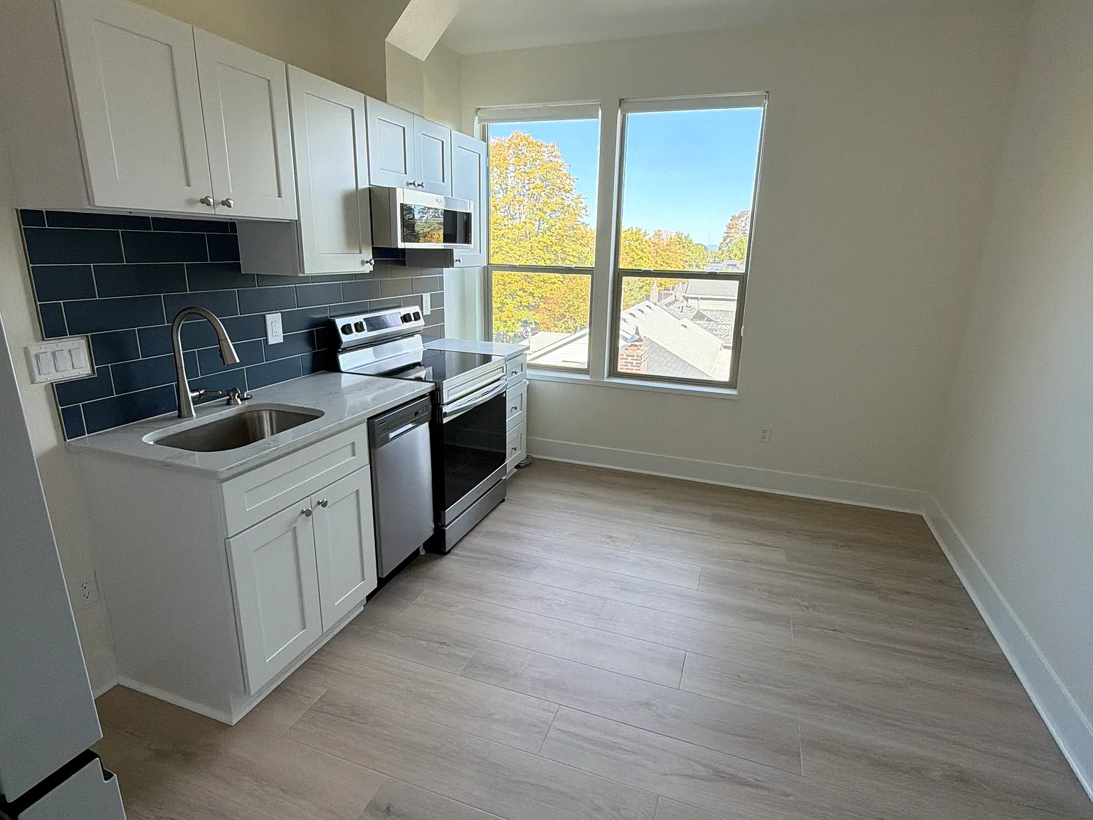 1 bed, 400 sqft, $1,450 — Photo 2