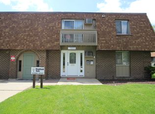 3613 Richmond St APT 2, Lansing, MI 48911