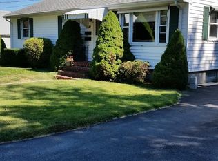 38 Wyola Rd, Swansea, MA 02777