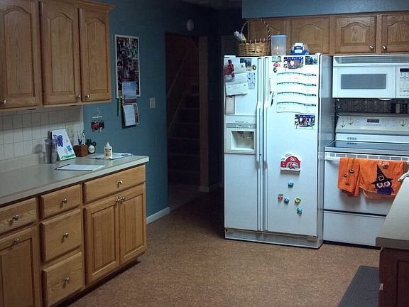 5th image of 504 Oak St