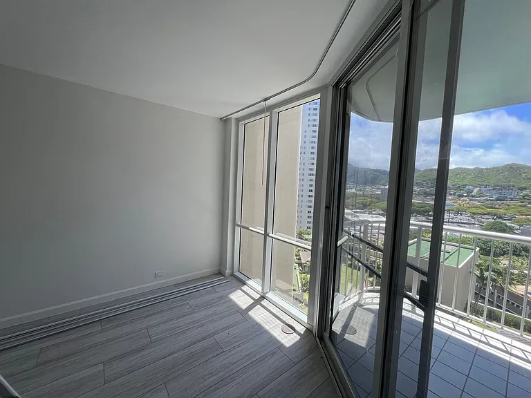 1212 Nuuanu Ave #1406 — Photo 5