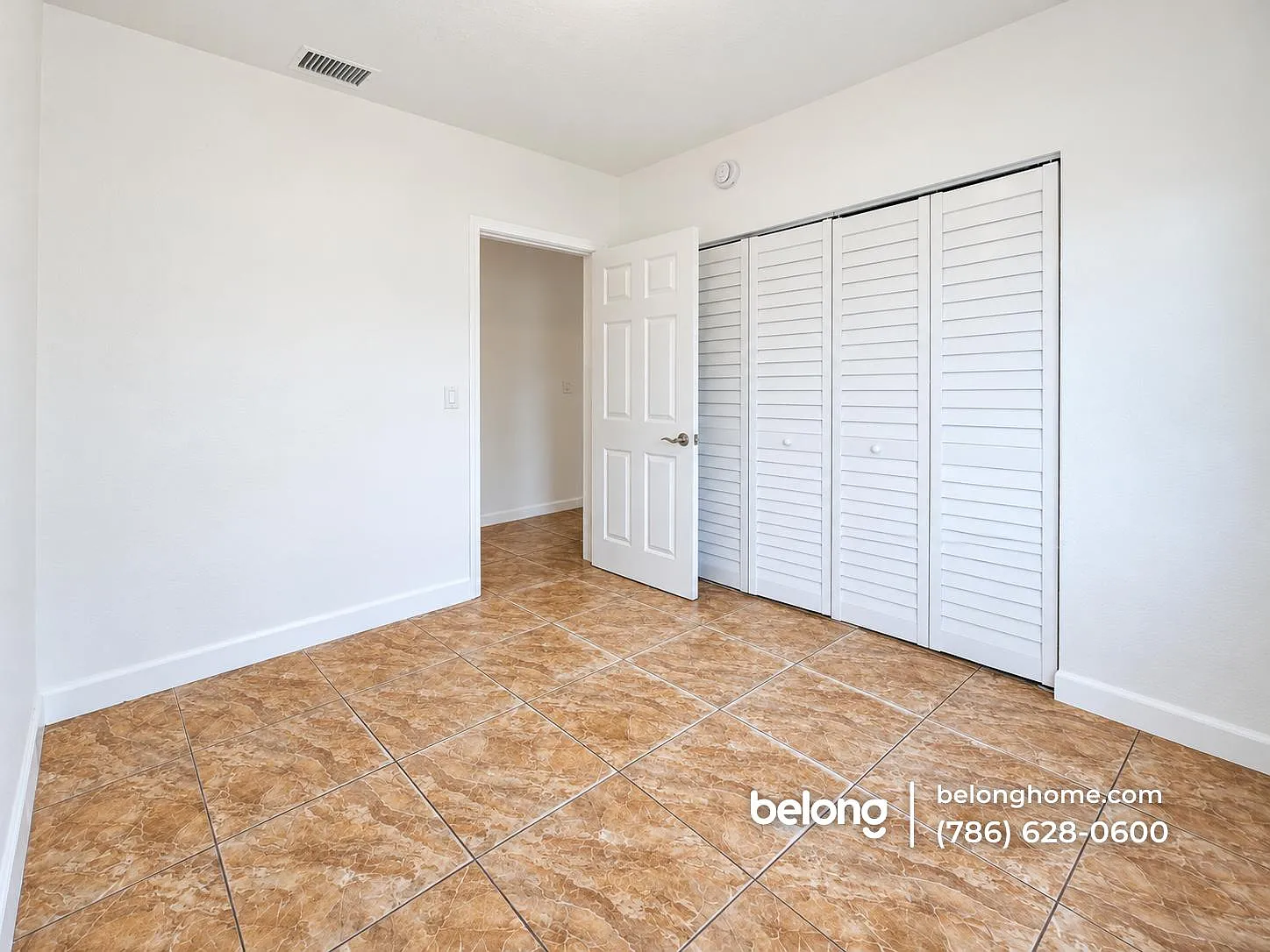 5 bed, 2.0 bath, 1296 sqft, $2,695 — Photo 2
