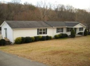 8306 Chauvin Ln, Corryton, TN 37721