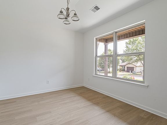 5th image of 120 Briar Ridge Ln