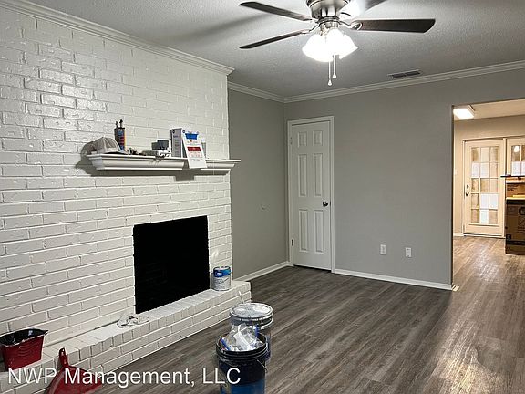 3rd image of 811 McClenny Dr #M03