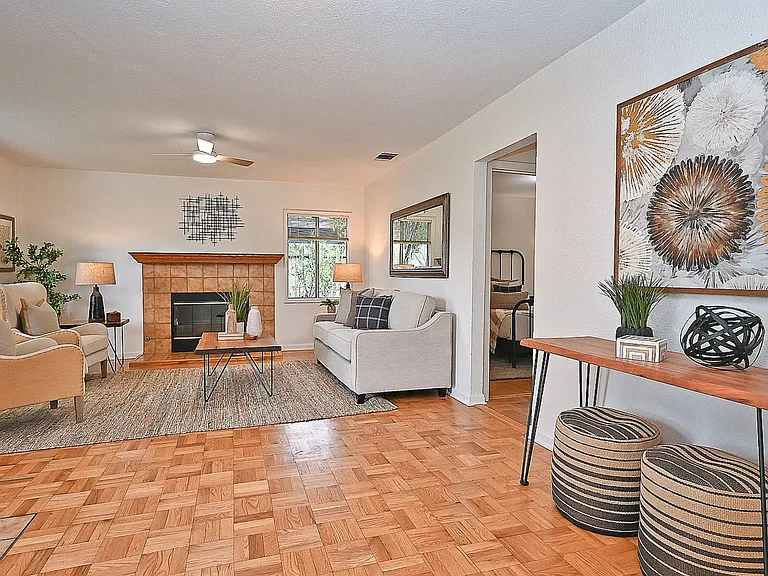 312 Gloria Dr — Photo 20