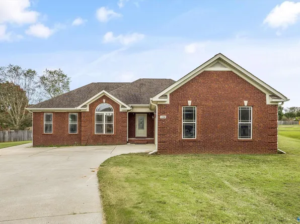 104 Louise Taylor Cir, Huntsville, AL 35811