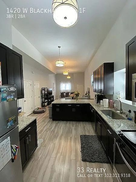 1st image of 1420 W Blackhawk St APT 1F