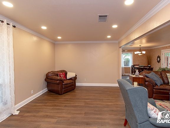 3rd image of 1702 Culver Dr