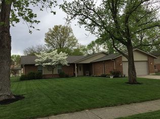 605 Queensgate Rd, Springboro, OH 45066