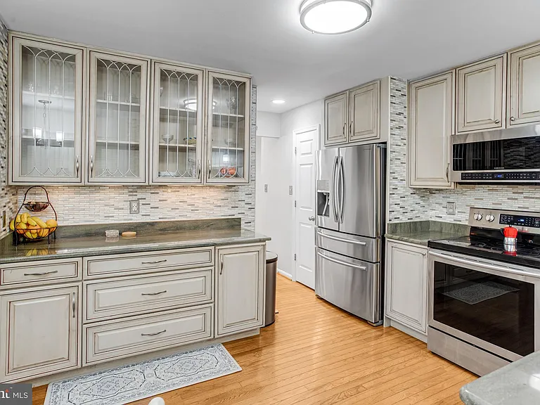 3434 Fort Lyon Dr — Photo 4