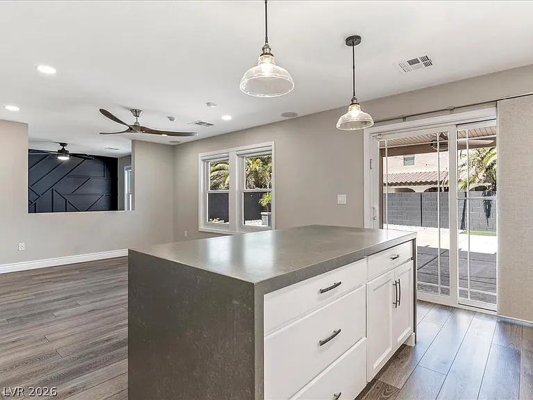 11145 Alora St — Photo 16