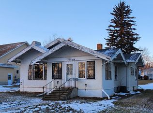 516 4th St NW, Valley City, ND 58072