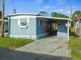 6122 Harriet St, Zephyrhills, FL 33542