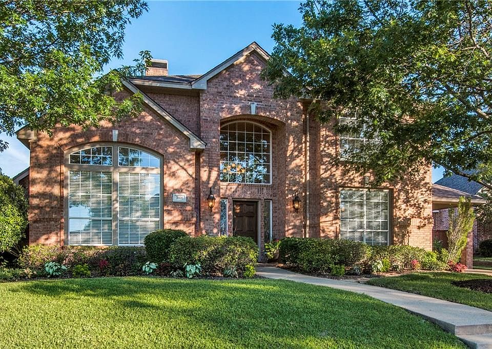 1st image of 2101 Clematis Ct