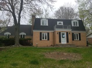 51 Thornhill Dr, Danville, IL