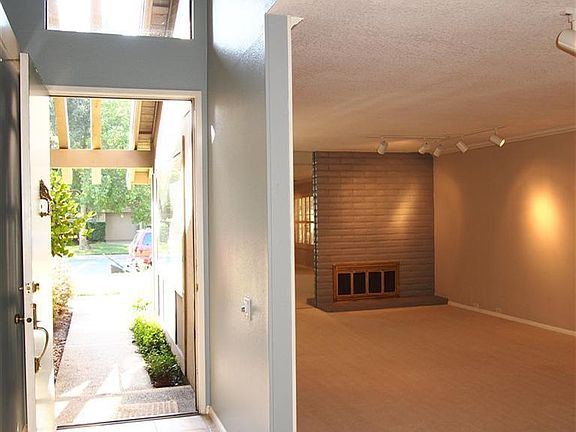 2nd image of 11341 Sutters Mill Cir