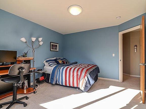 4th image of 4299 Boulder Pond Dr