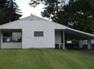 39 Deepgreen Ln, Levittown, PA 19055