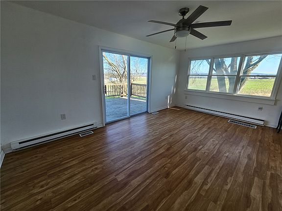 5th image of 7539 Creek Rd