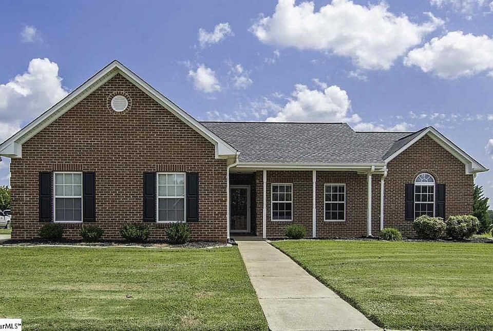 1st image of 434 Glen Crest Dr