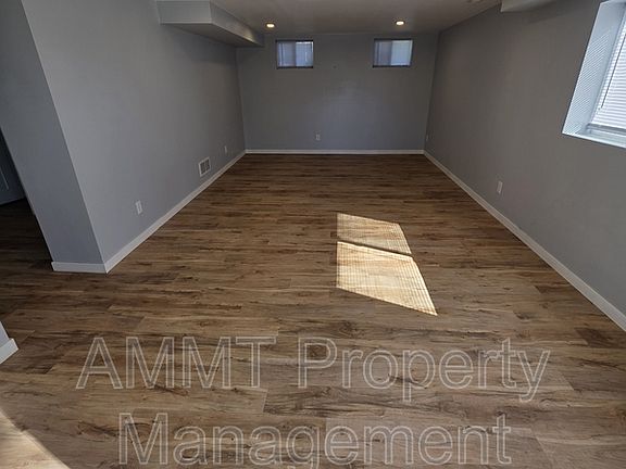 3rd image of 1095 3rd St