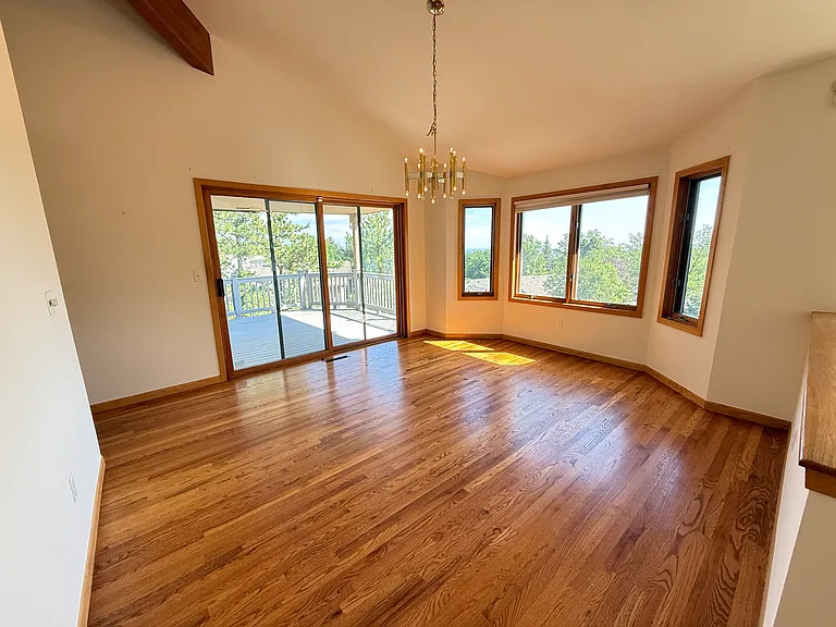 2620 Briarwood Dr — Photo 5
