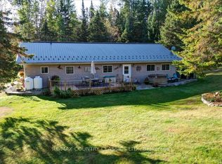 1689 Graphite Rd, Hastings Highlands, ON K0L2S0