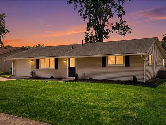 2nd image of 1053 Wellfleet Dr