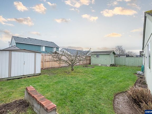 2nd image of 2147 Edgemont St SE