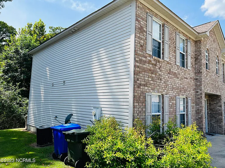 4260 Williamsbrook Ln #A — Photo 2