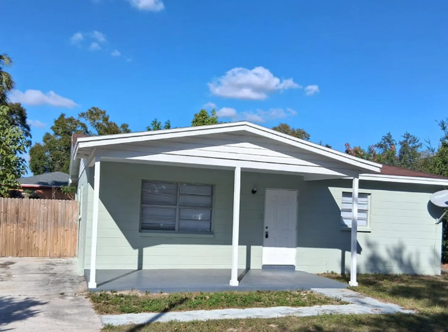 3 Bed Home for Rent! — Photo 1