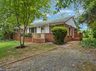5107 Cedar Rd, Alexandria, VA 22309
