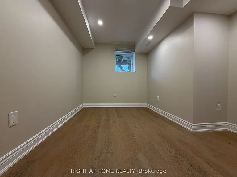 1489 Hawktail Path #BASEMENT — Photo 17