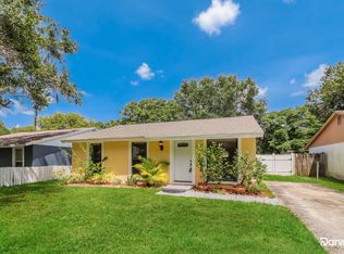 16017 Splitlog Dr, Tampa, FL 33618