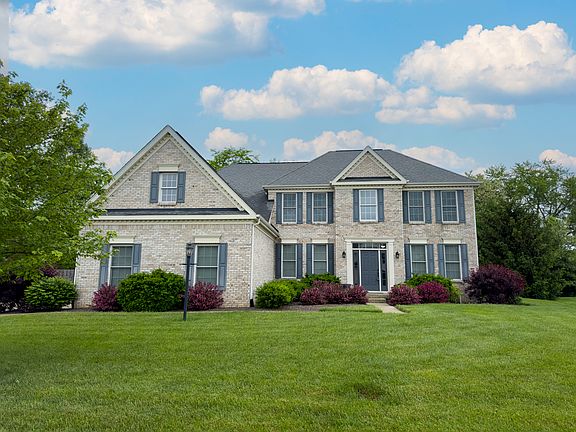 2nd image of 6920 Ethens Glen Dr