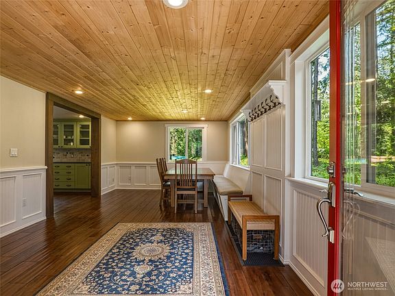 5th image of 22314 177th Street E