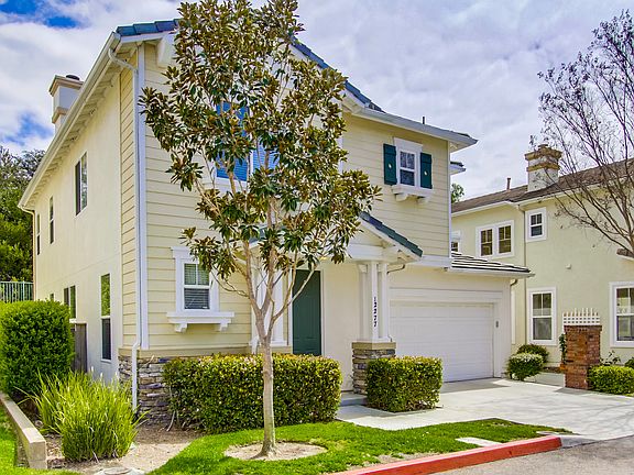 2nd image of 12277 Pepper Tree Ln