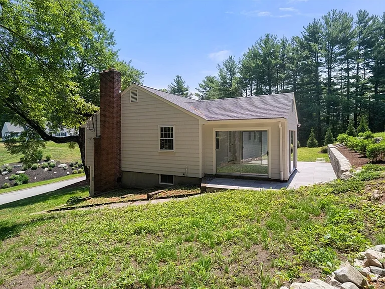 13 Valley Rd — Photo 31