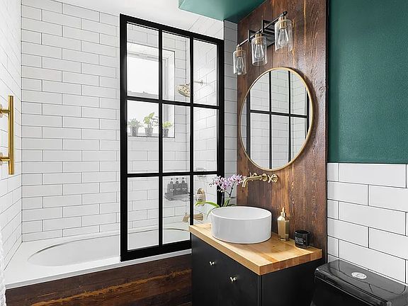 5th image of 25-25 Newtown Ave #4B