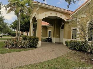 18909 SW 80th Ct, Cutler Bay, FL 33157