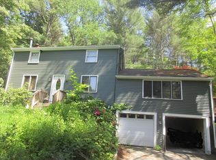 71 Fowler St, Upton, MA 01568