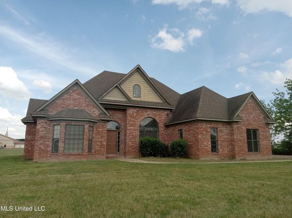 38 3rd St, Cleveland, MS 38732