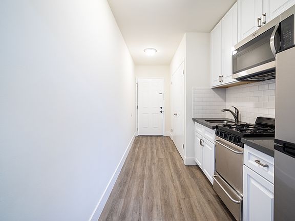 4th image of 4848 St Charles Pl APT 8